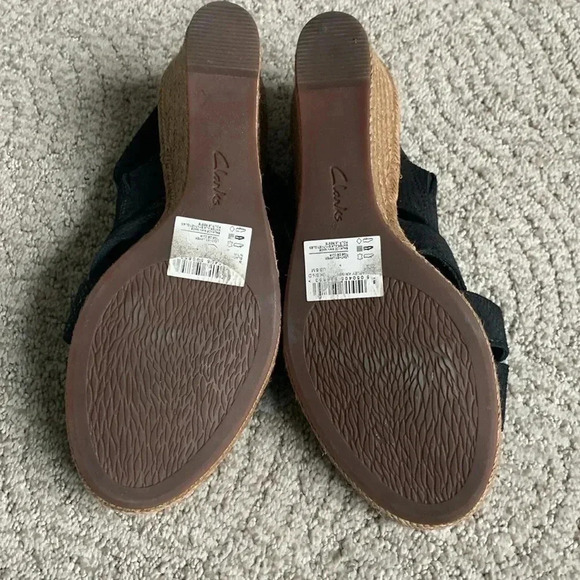 Clark’s Collection leather krissy, sandal, black wedge heel size 8 - Picture 8 of 8
